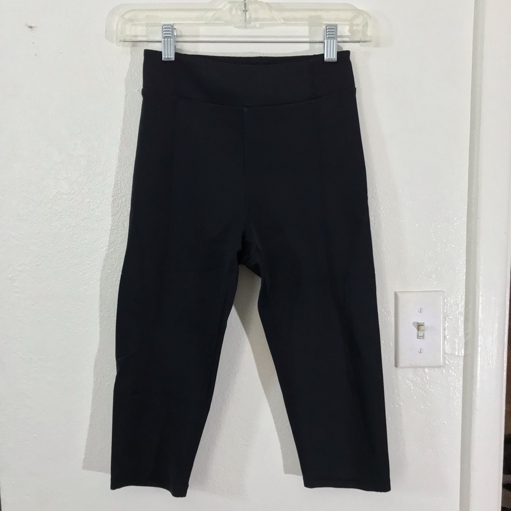 Ivy Park black capri activewear exercise leggings
